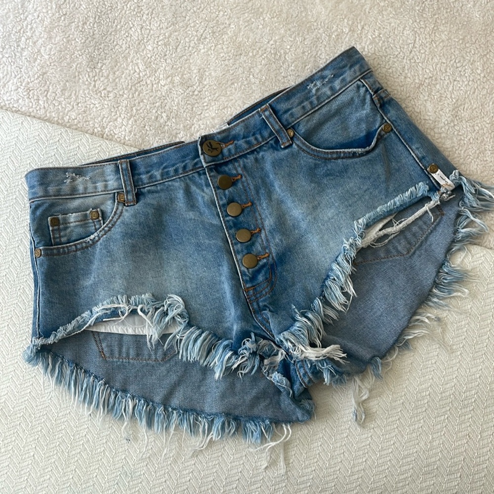 One Teaspoon Rollers Button Fly Distressed Raw Hem Jean Shorts Size 29